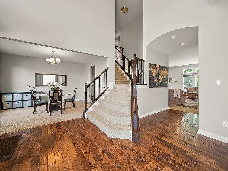 10599 Geist View Dr — Photo 2