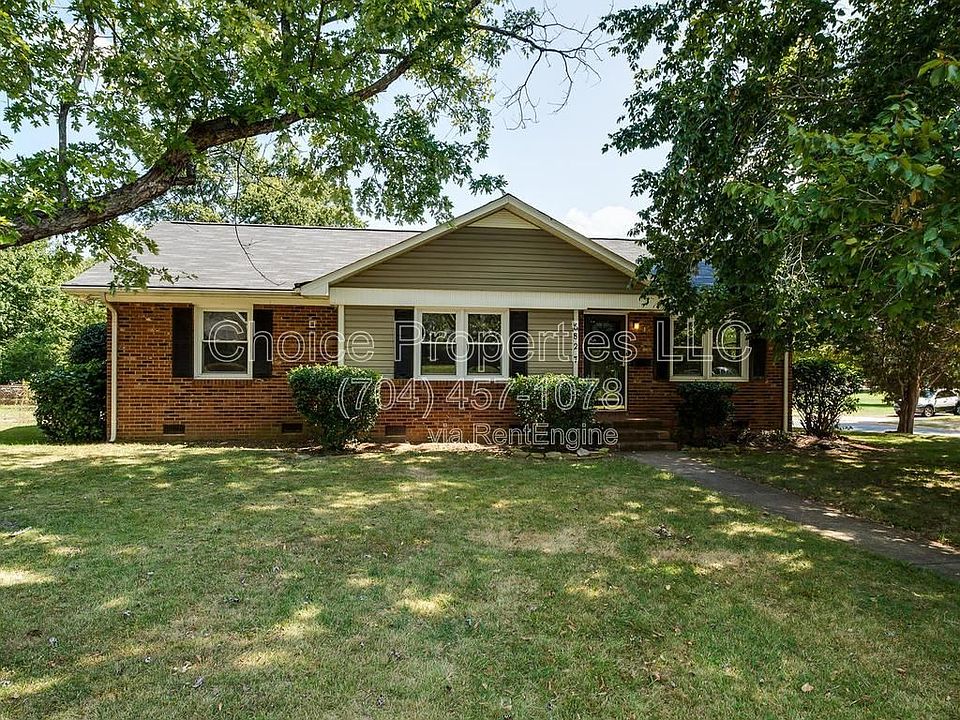1st image of 6827 Woodstream Dr