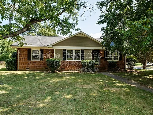 6827 Woodstream Dr Photo 1