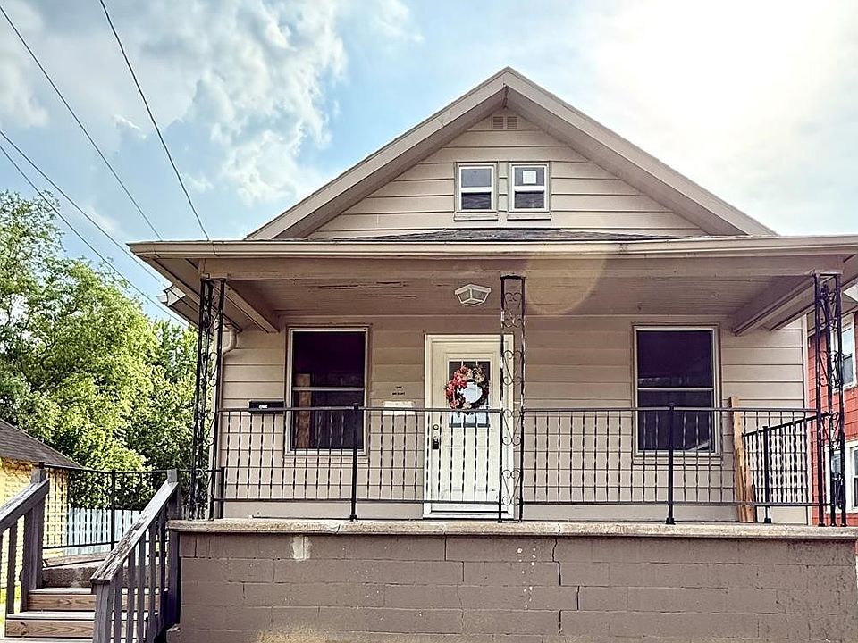 1st image of 1 Hickory Ave