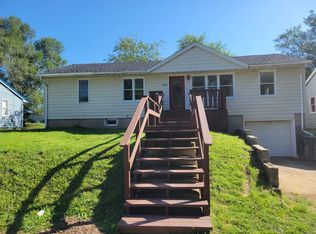 832 McGinnis St, Lebanon, MO 65536