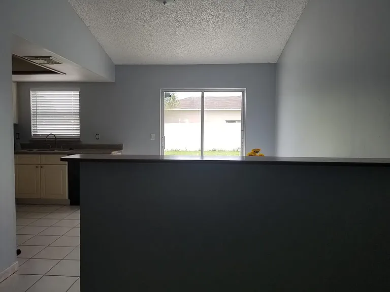 77 San Blas Ave — Photo 6