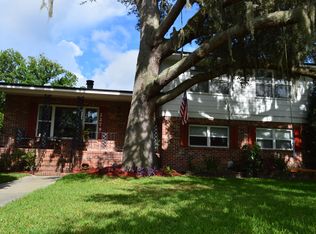 2279 Four Winds Dr, Jacksonville, FL 32224