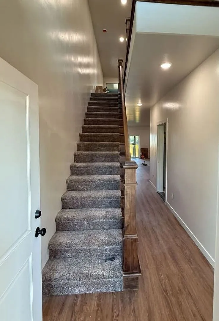 504 S 5th St — Photo 3