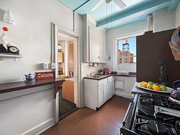 5th image of 333 W End Ave APT 10C