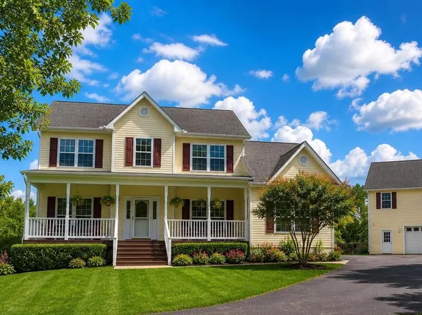 6890 Barney Dr, Hughesville, MD 20637