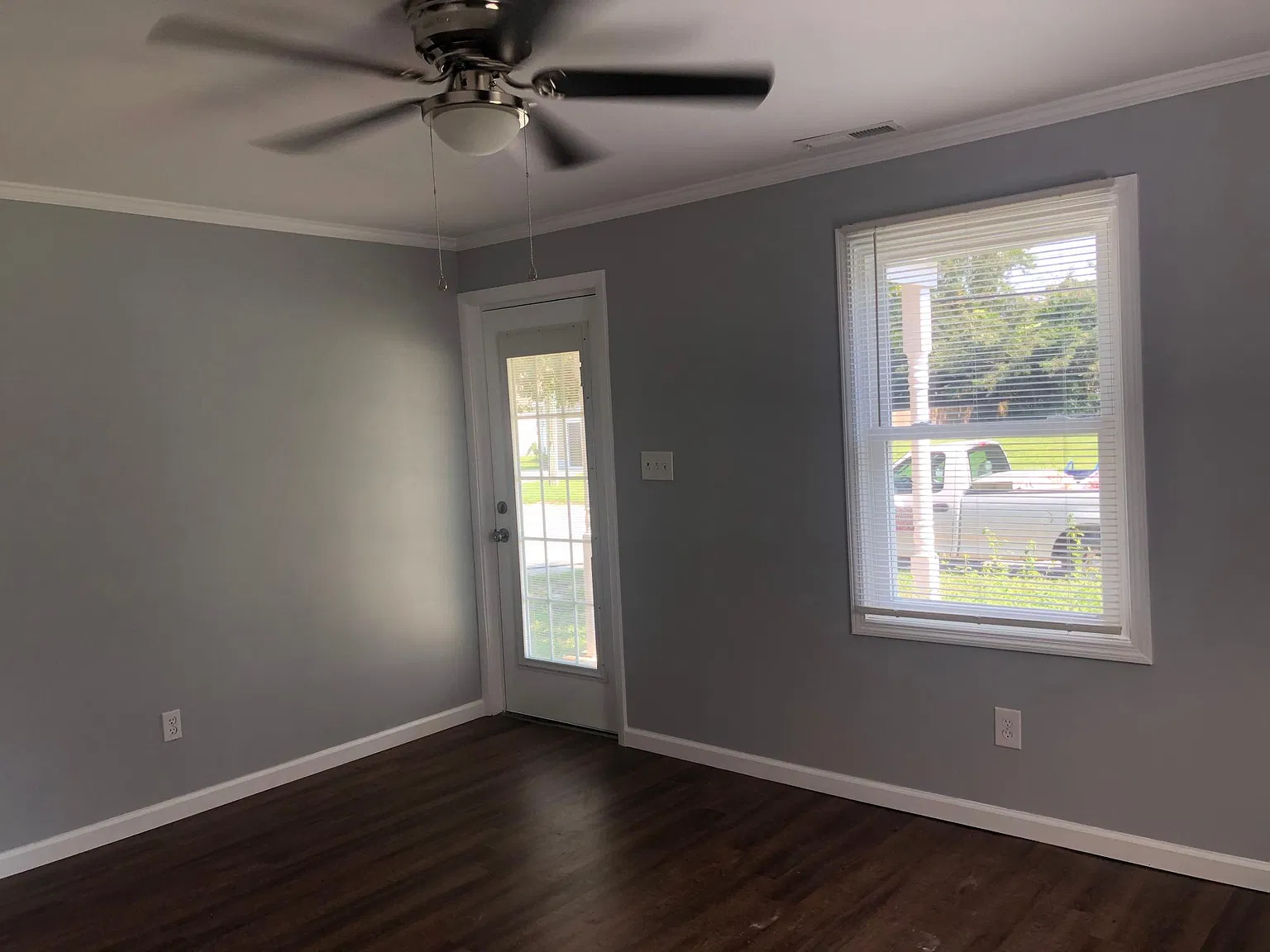 111 Cox Ave — Photo 3