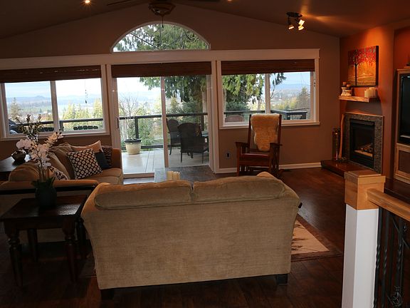 Great Room w/ view