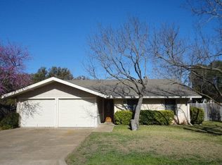 604 Kristofer St, Fredericksburg, TX 78624