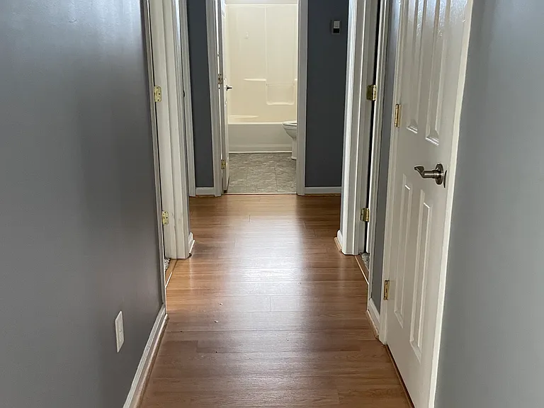 4440 Silverton Rd — Photo 10