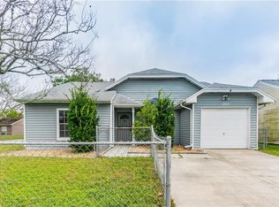 8307 Riverboat Dr, Tampa, FL 33637