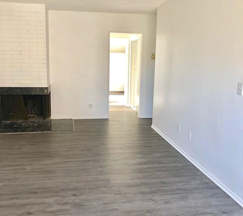 1st image of 1446 Brockton Ave APT 9