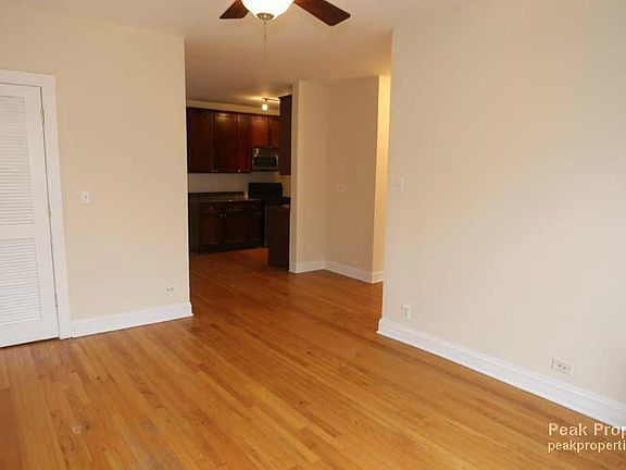 3rd image of 3657 N Damen Ave #2