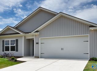 18719 Wicklow Cir, Athens, AL 35613