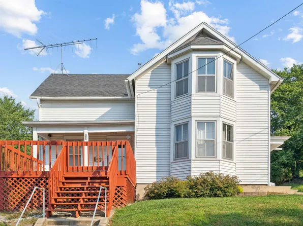 405 Plum St NE, Elkader, IA 52043
