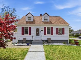 7 Highland Bay Dr, Wareham, MA 02571