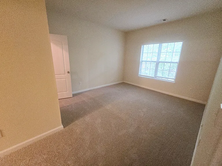 Clairmont at Farmgate — Photo 200