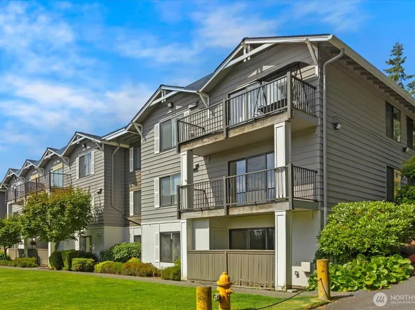 8017 234th Street SW #317, Edmonds, WA 98026