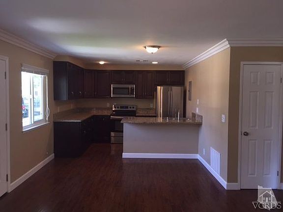 2nd image of 618 Paseo La Perla