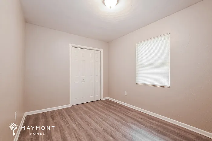 307 Willard Ave — Photo 11
