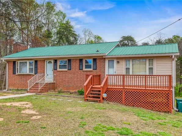 4765 Reid Rd, Winston Salem, NC 27107