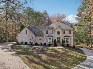 101 Windsor Cir, Pelham, AL 35124