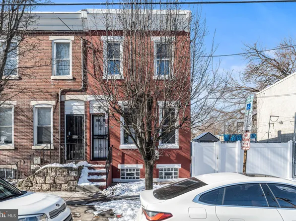 815 S 8th St, Camden, NJ 08103