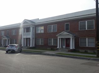1705 B St APT 11, Bakersfield, CA 93301