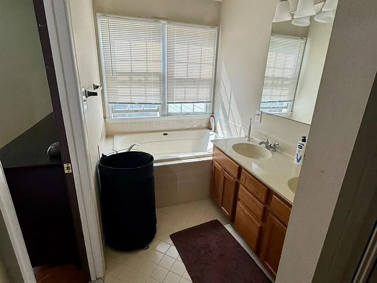 3942 Kathryn Jean Ct — Photo 19