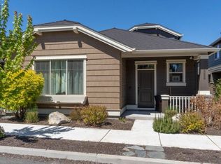 2875 SW Yew Park Ln, Redmond, OR 97756