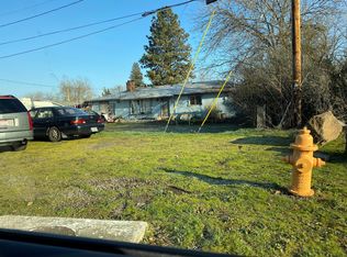 857 Swing Ln, Jacksonville, OR 97501