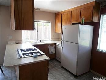 2nd image of 67 Monaghan Cir