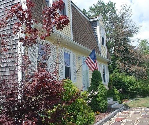 5th image of 106 Joyce Dr