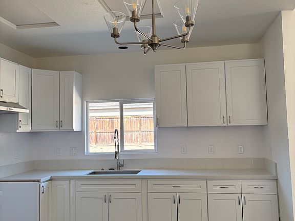 2nd image of 14548 Carob St