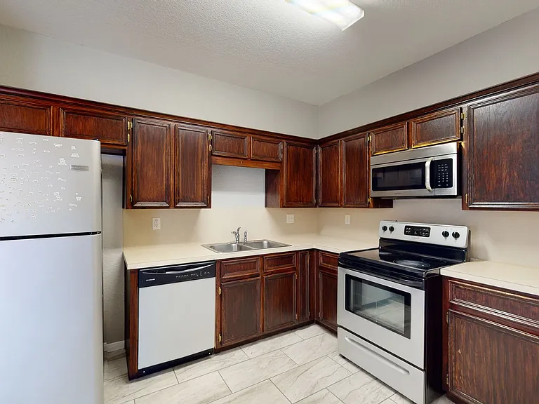 3805 Littleleaf Ct #A — Photo 12