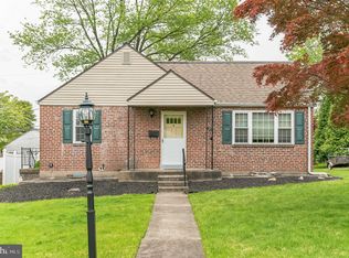 27 Pleasant Rd, Broomall, PA 19008