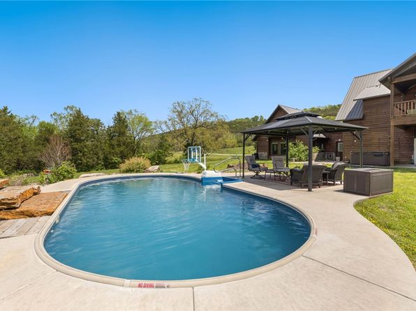 95 Bella Vista Rd, Berryville, AR 72616