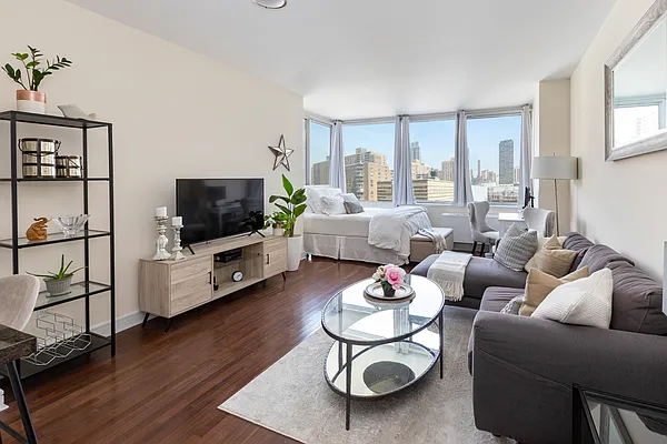 Rented by BLU Real Estate | media 1