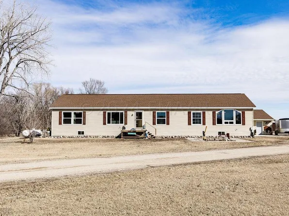5402 137th Ave SE, Enderlin, ND 58027