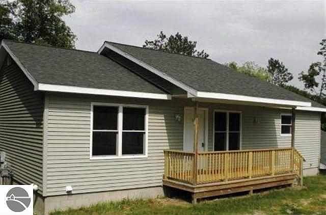 1st image of 552 Crystal Ave