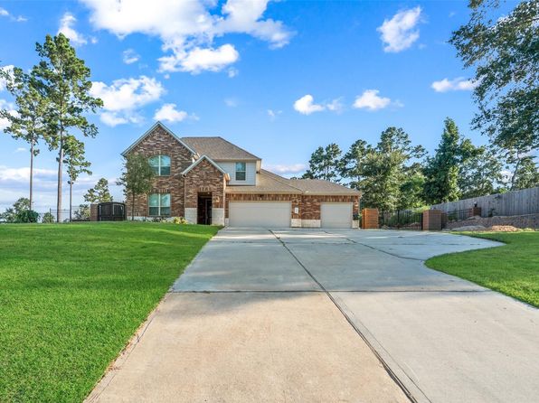 105 Whelan Ln