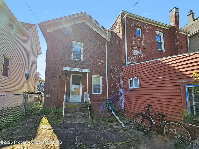 1019 N Irving Ave #1 — Photo 9