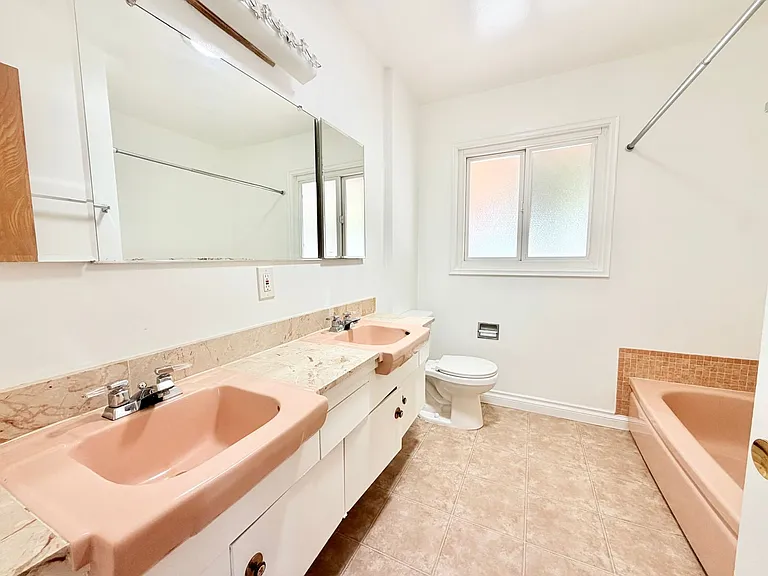 15310 Talbot Dr — Photo 1