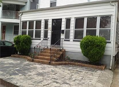 2nd image of 617 N Grove St