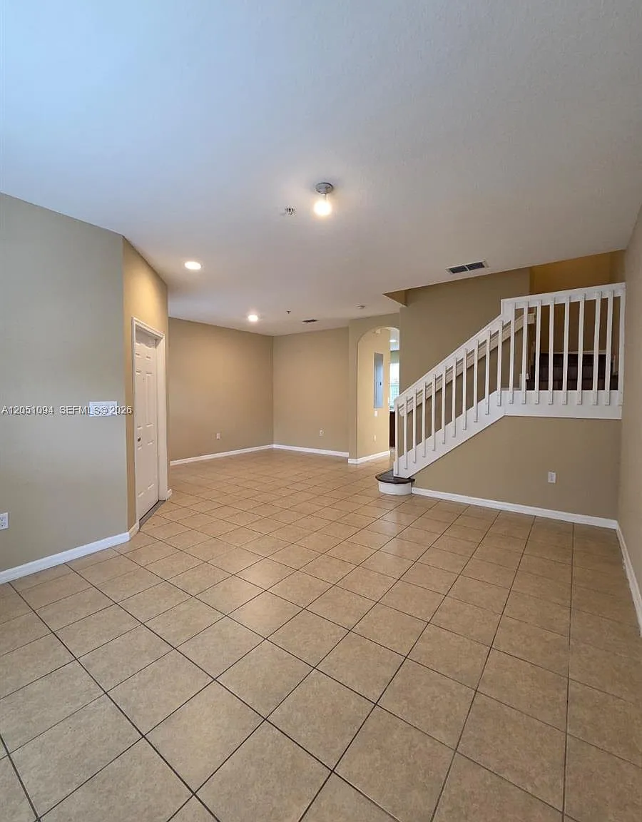 3 bed, 2.5 bath, 1536 sqft, $2,750 — Photo 4