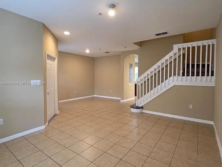 2851 W Prospect Rd #404 — Photo 3