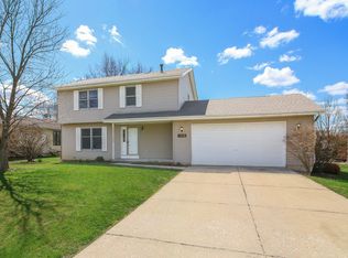 1920 Laverne Dr, Sandwich, IL 60548