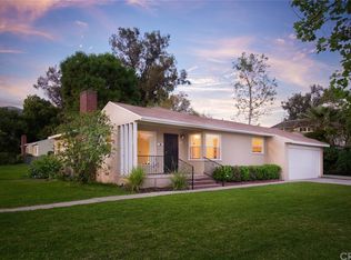 571 E 10th St, Azusa, CA 91702