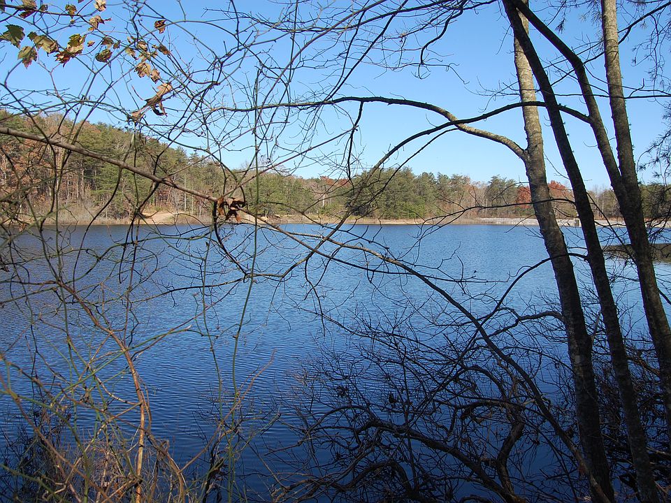 1st image of 199 Sleepy Hollow Rd