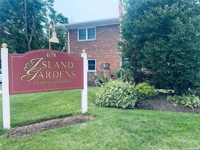 678 Fulton Street #V-8, Farmingdale, NY, 11735